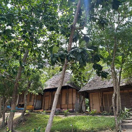 Maweni Beach Bungalows Kilindoni Exteriör bild