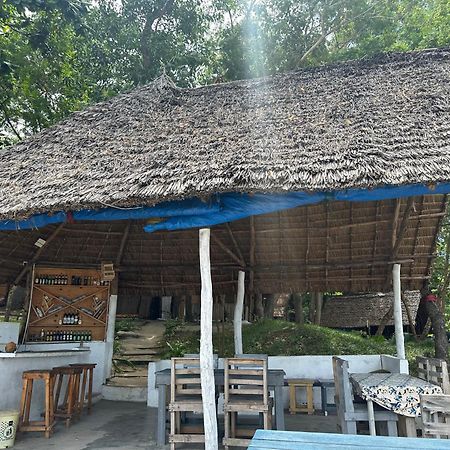 Maweni Beach Bungalows Kilindoni Exteriör bild