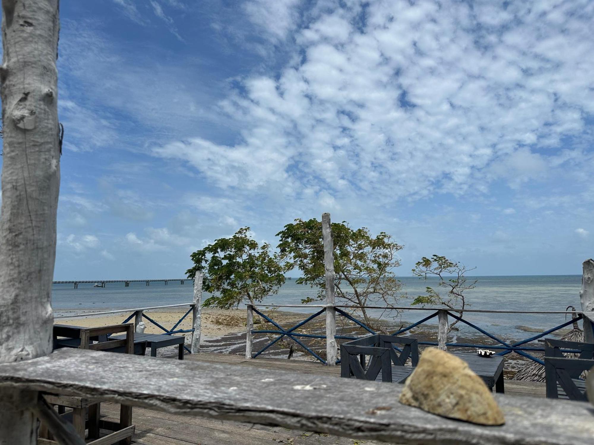 Maweni Beach Bungalows Kilindoni Exteriör bild