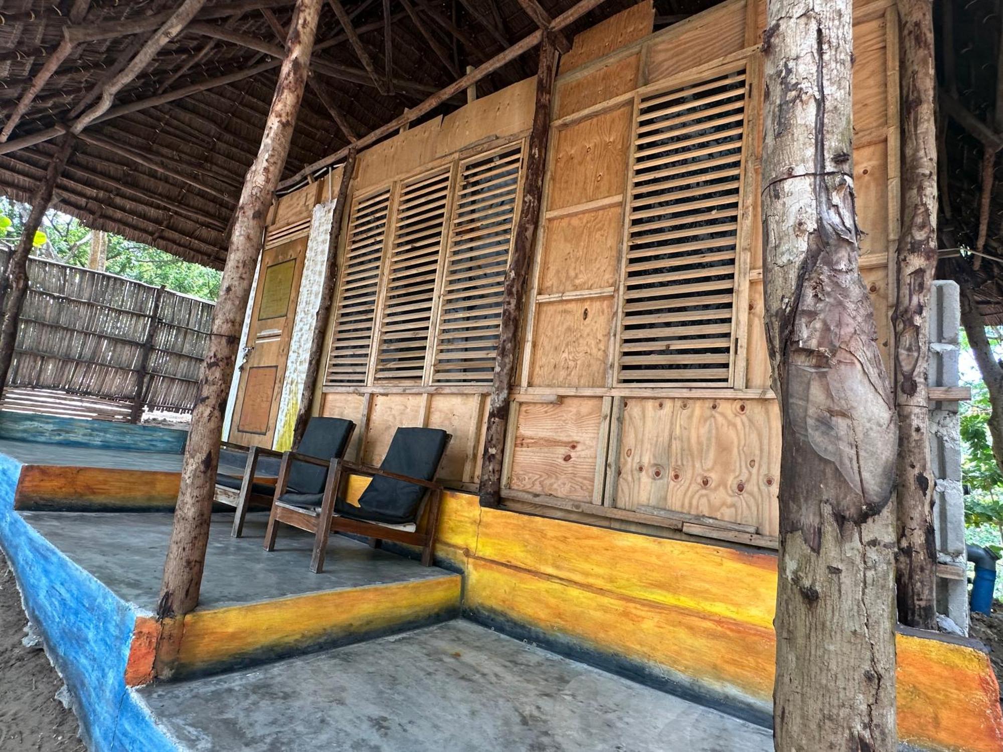 Maweni Beach Bungalows Kilindoni Exteriör bild