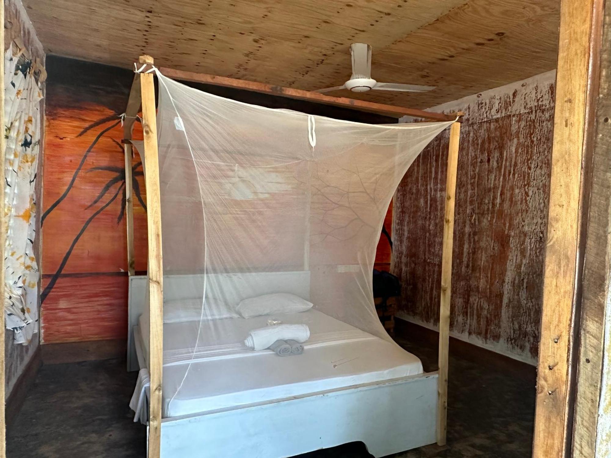 Maweni Beach Bungalows Kilindoni Exteriör bild